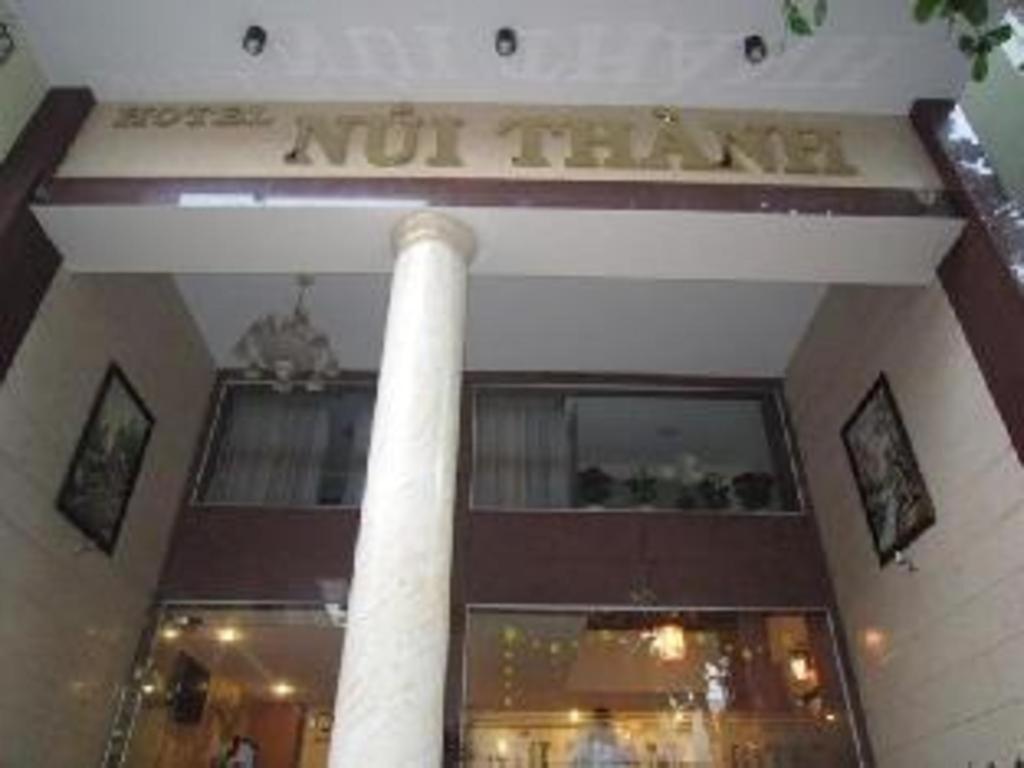 Nui Thanh Hotel Хошимін Екстер'єр фото