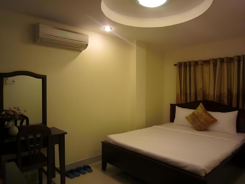 Nui Thanh Hotel Хошимін Екстер'єр фото