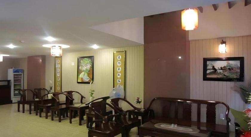 Nui Thanh Hotel Хошимін Екстер'єр фото