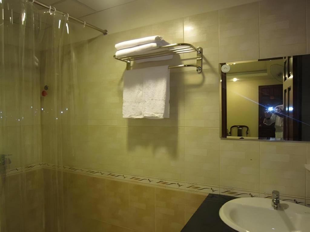 Nui Thanh Hotel Хошимін Екстер'єр фото