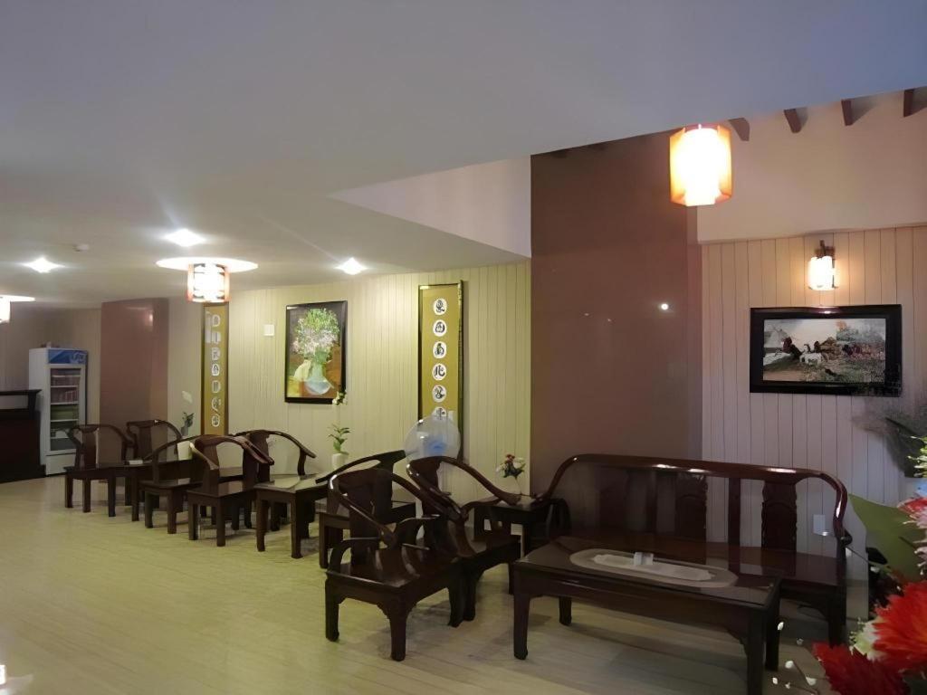 Nui Thanh Hotel Хошимін Екстер'єр фото