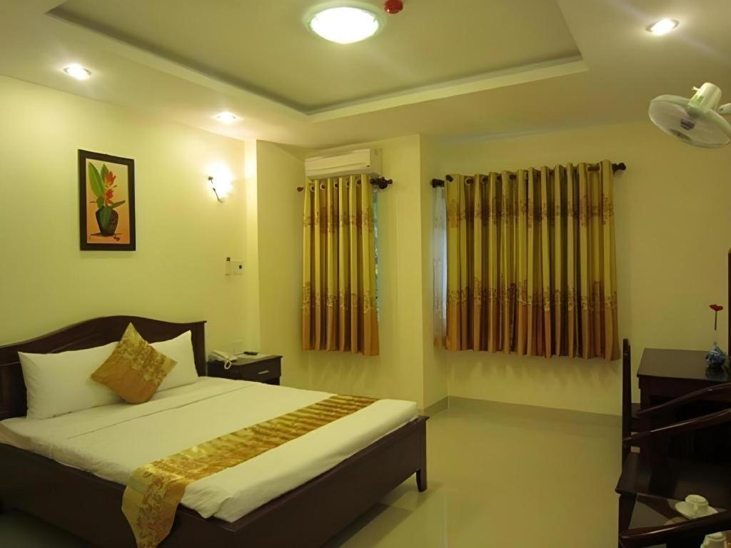 Nui Thanh Hotel Хошимін Екстер'єр фото
